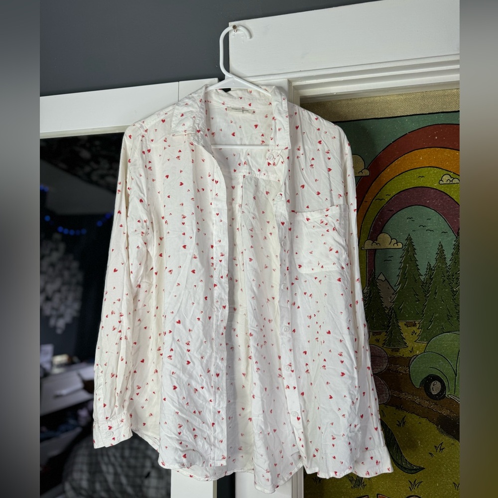 Red heart button up